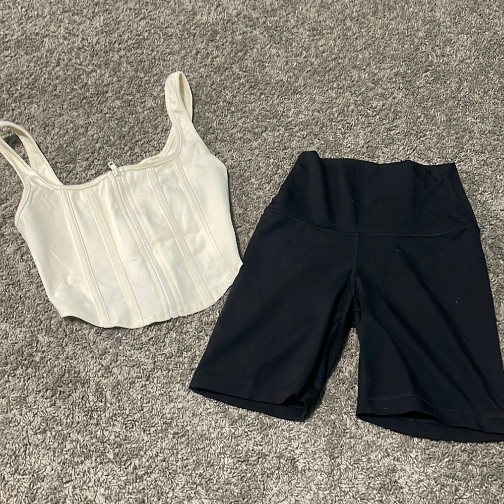 Woman’s outfit XS